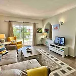 Casa Buccaneer, 2 Bedroom Garden In Da Praia Da Luz