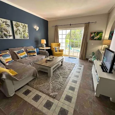 Apartment Casa Buccaneer, 2 Bedroom Garden In Da