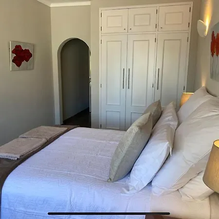 Casa Buccaneer, 2 Bedroom Garden In Da *