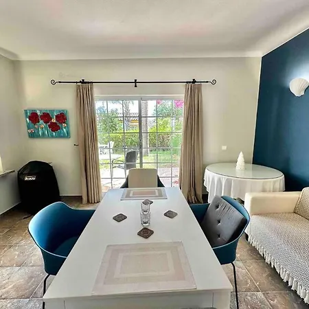 Casa Buccaneer, 2 Bedroom Garden In Da