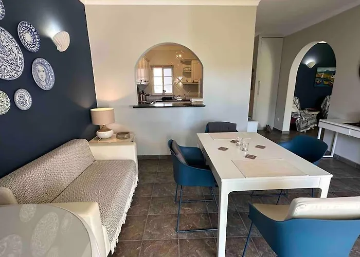 Casa Buccaneer, 2 Bedroom Garden In Da